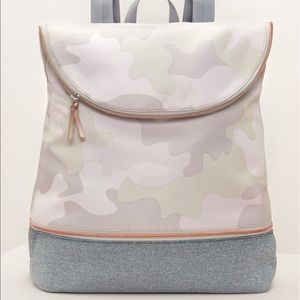 Stella & Dot Crush It Backpack
